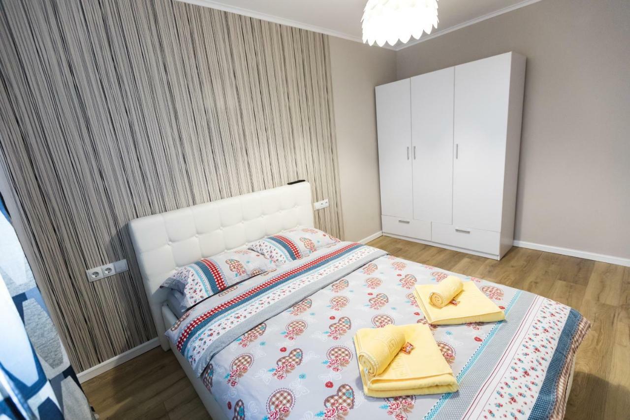 Sunshine Apartament Târgu-Mureş エクステリア 写真